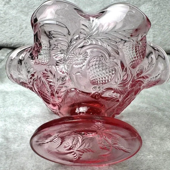 Fenton Ruby Pink Vintage Strawberry Pattern Pedestal Compote Ruffled Edge Glass - Picture 2 of 12